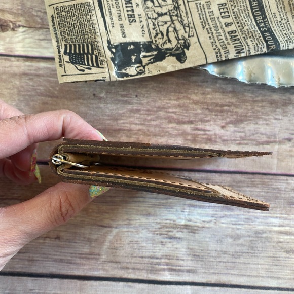 NWT The Whole Herd Fat Stacks Leather Hunting Turkey Wallet - Picture 3 of 5